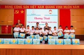 YẾN SÀO KHÁNH HÒA TIẾP SỨC HỌC SINH CÓ HOÀN CẢNH KHÓ KHĂN VƯƠN LÊN TRONG HỌC TẬP NĂM HỌC 2026-2027 TẠI PHƯỜNG ĐÔNG NINH HÒA