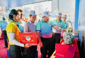 PHÓ CHỦ TỊCH TỈNH, TỔNG BIÊN TẬP VÀ BAN BIÊN TẬP BÁO TIỀN PHONG THAM QUAN GIAN HÀNG YẾN SÀO KHÁNH HÒA TRONG KHUÔN KHỔ TIỀN PHONG MARATHON 2026
